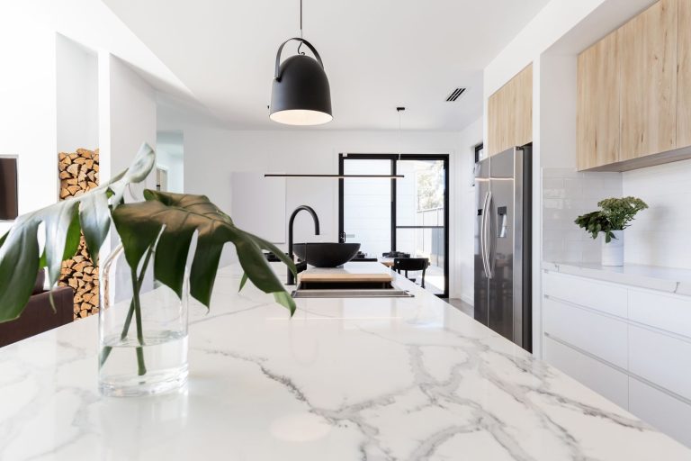 Revitalize Your Quartz Countertops: A Guide for Montreal Homes