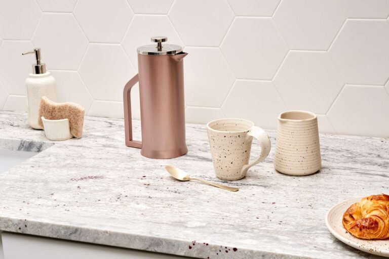 Choisir le meilleur dosseret pour compléter vos comptoirs de cuisine